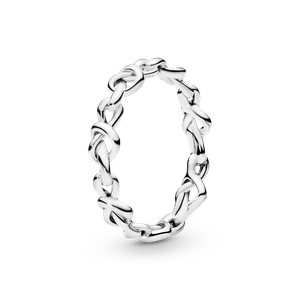 Anillo de Corazones anudados
