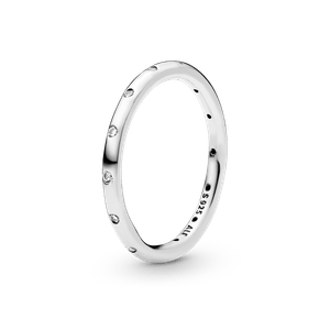 Anillo sencillo reluciente Zirconia Cúbica