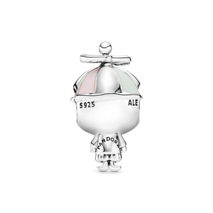 Charm Niño pequeño