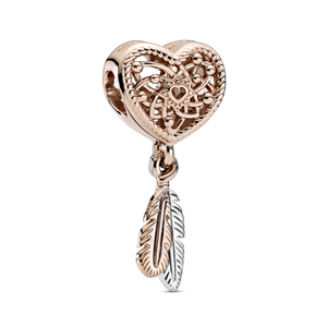 Charm Atrapasueños de corazones y dos plumas Recubrimiento en Oro Rosa de 14k
