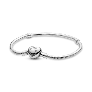 Brazalete Pandora Moments cadena de serpiente con broche de corazón Plata