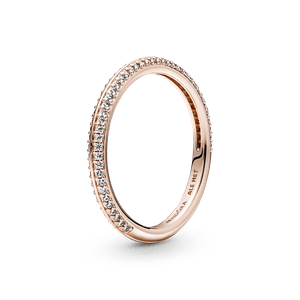 Anillo De Pavé Recubrimiento en Oro Rosa De 14K Pandora Me
