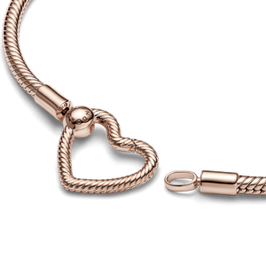 Brazalete cadena de serpiente con broche de corazón Pandora Moments Recubrimiento en Oro Rosa de 14k
